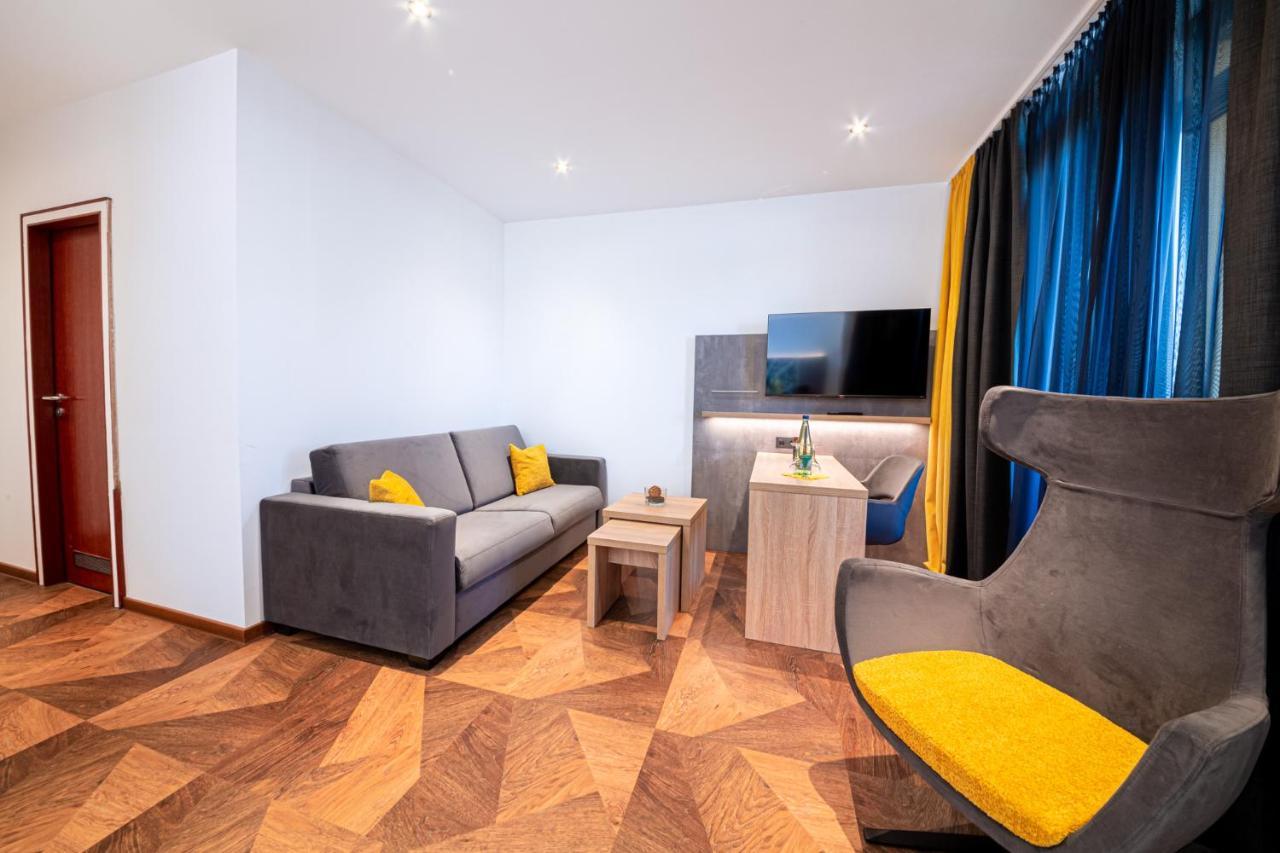 Arotel Best Living Nuernberg Екстериор снимка