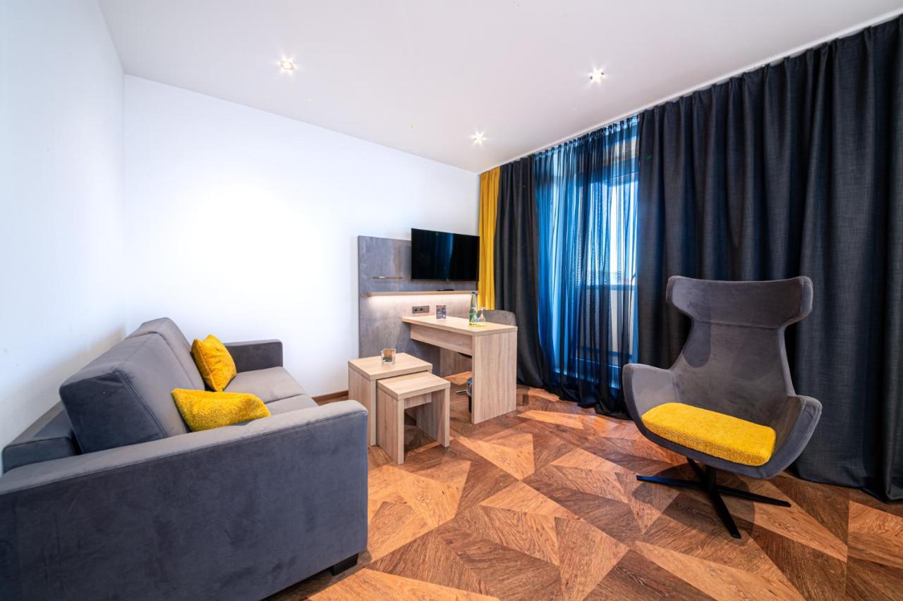 Arotel Best Living Nuernberg Екстериор снимка