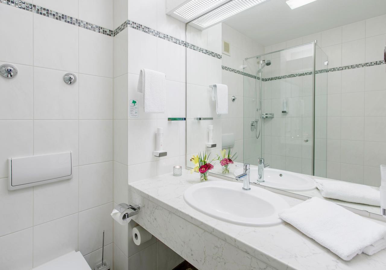 Arotel Best Living Nuernberg Екстериор снимка