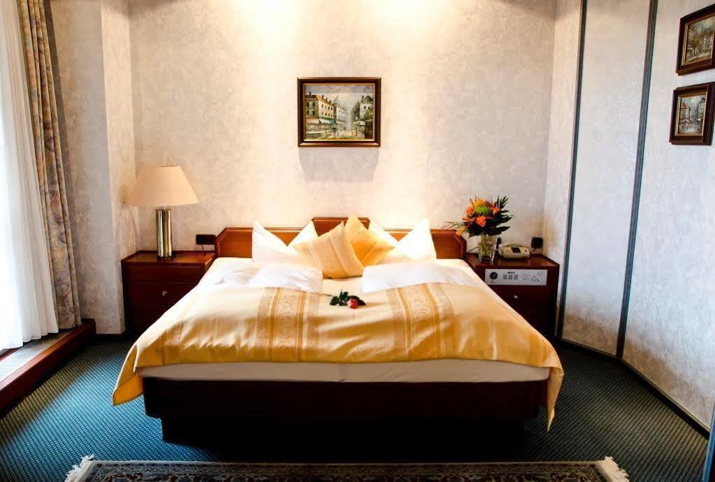 Arotel Best Living Nuernberg Стая снимка