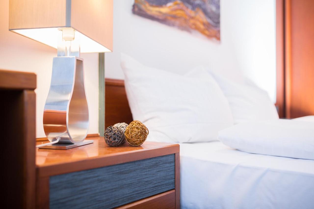 Arotel Best Living Nuernberg Екстериор снимка